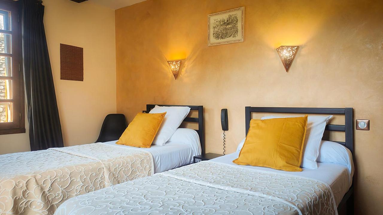 Saint Jacques Hotel 2*